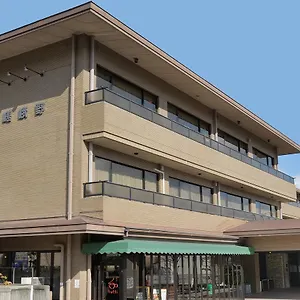 嵯峨岚山比纳里奥酒店 **** 京都
